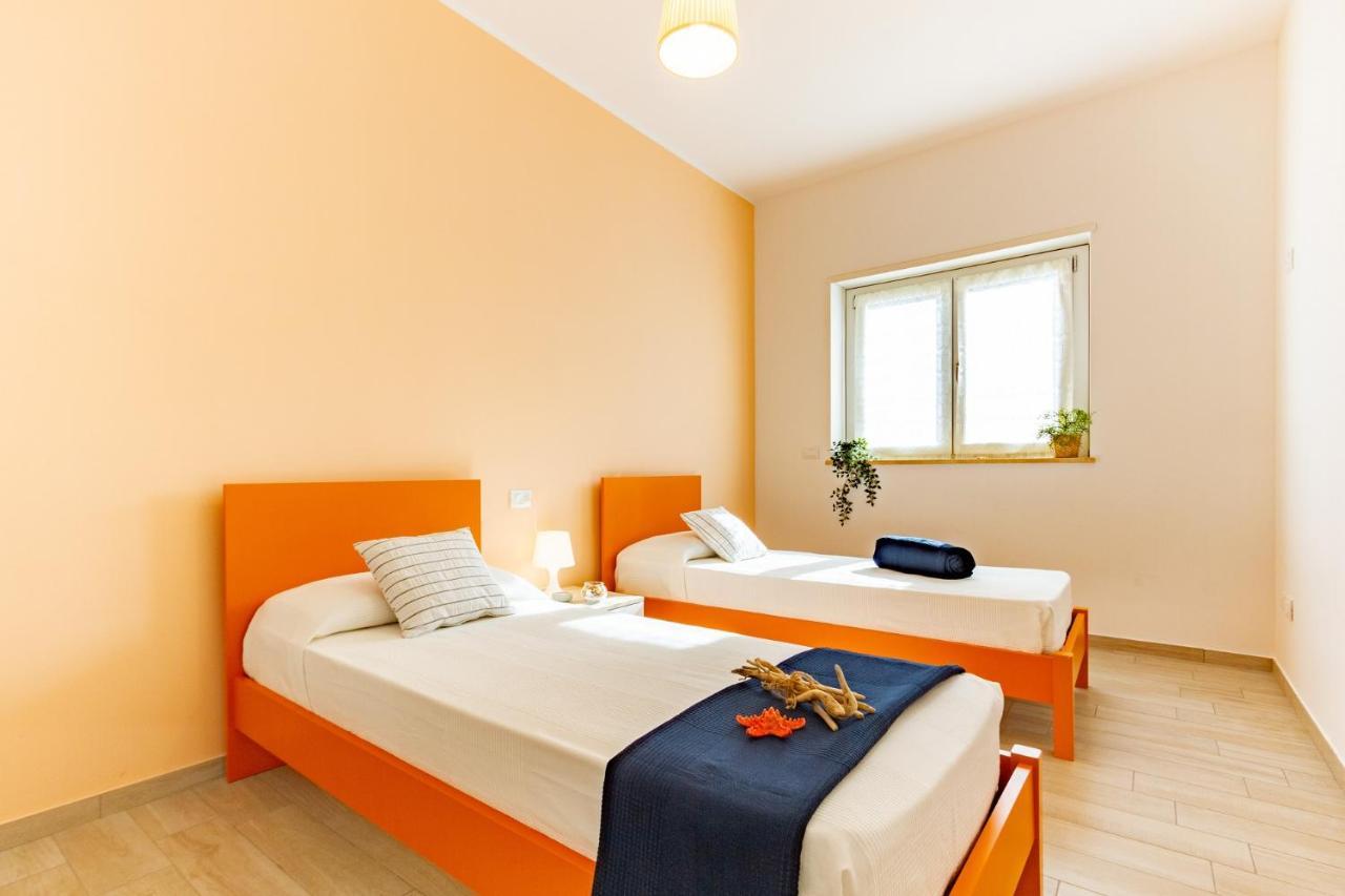 Corallo 1P - Palazzina Laura Myho Casa Торторето Экстерьер фото